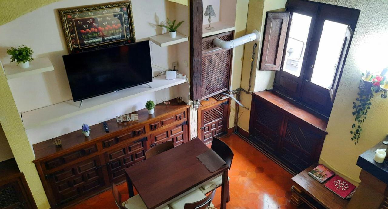 Apartamento Medieval En El Camino De Santiago Estella Luaran gambar